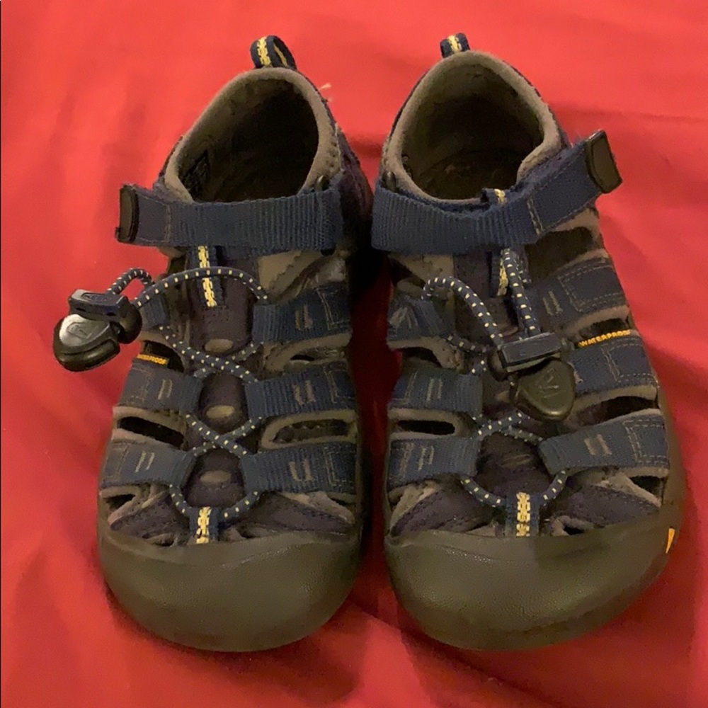 Keene Waterproof Hiking Sandals
